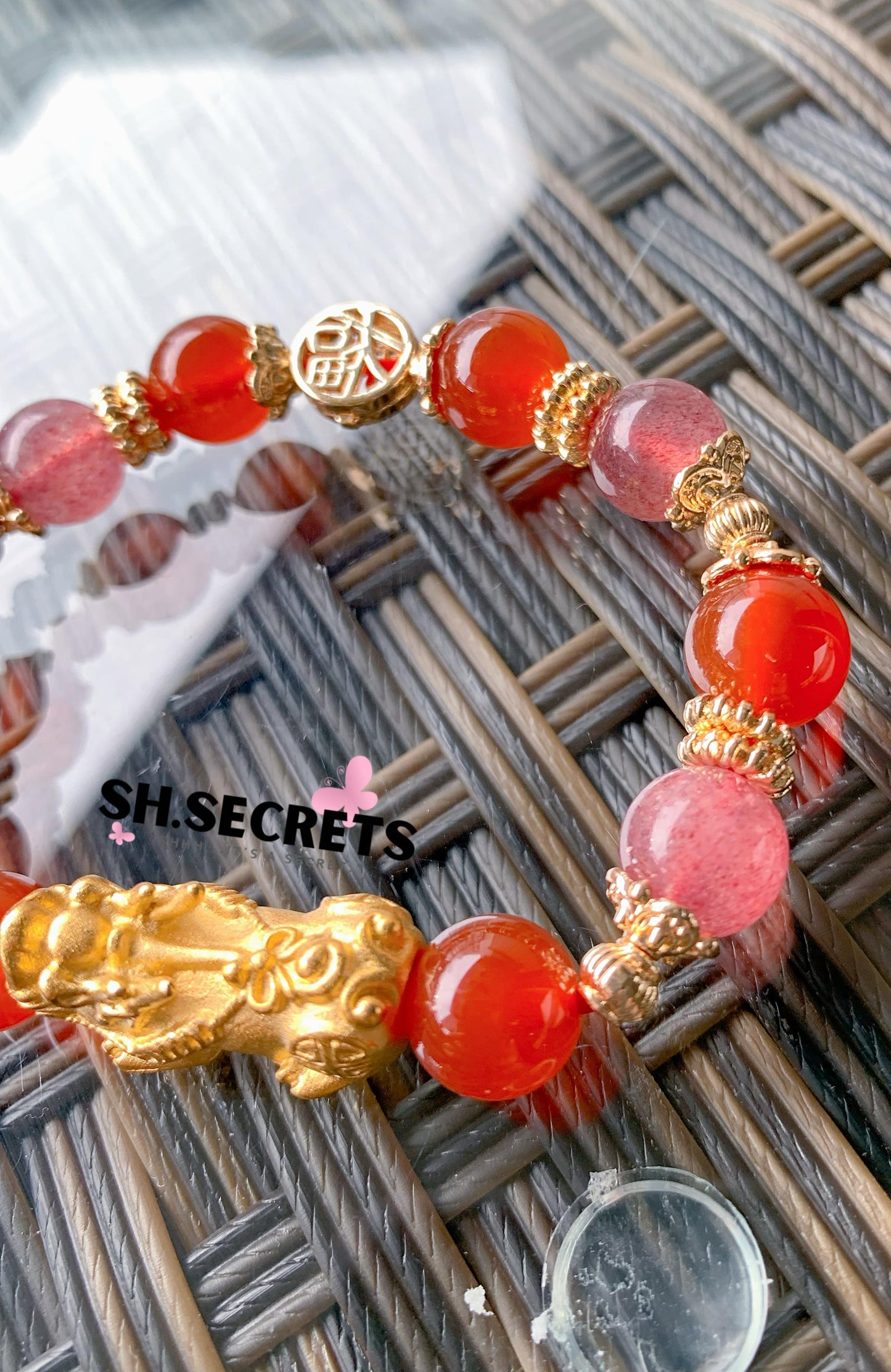 Premium Strawberry Quartz, Red Agate